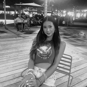 Meet your Posher, Angela